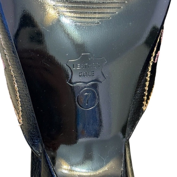 Whittall & Shon Embellished Pointed Toe Slip On Heels Black Size 7 NWT - Picture 7 of 10